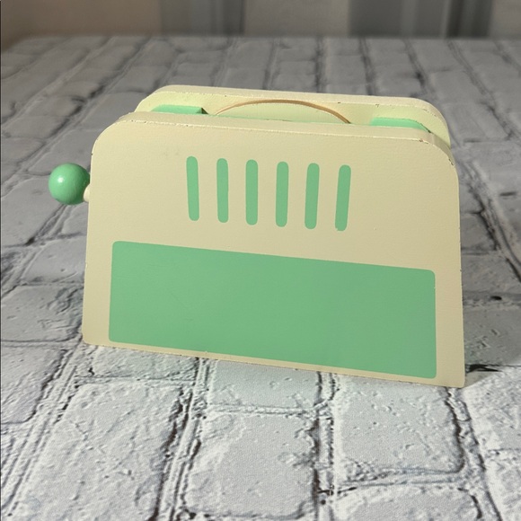 Target Bullseye Playground Imaginative Play Green Wooden Toaster Toy - Picture 9 of 13